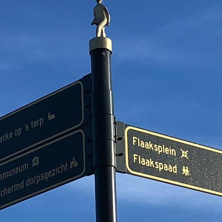 B&B In Karakteristieke Woning, Lytse Loane 5 Ee Ee Esterno foto
